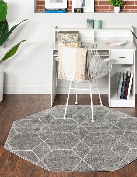 Unique Loom Geometric Trellis Frieze Rug Light Gray/Ivory 5' 1" Octagon Trellis Traditional Perfect For Living Room Bed Room Dining Room Office