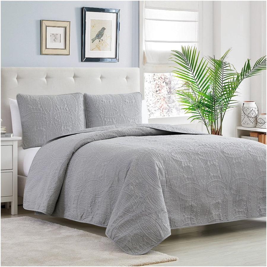 Mellanni Bedspread Coverlet Set Light Gray - Reversible Bedding Cover - Oversized Quilt Set, 2 Piece, Twin / Twin XL, Light Gray